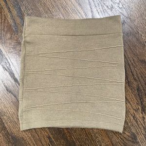 Becky Olive Mini Skirt Size M